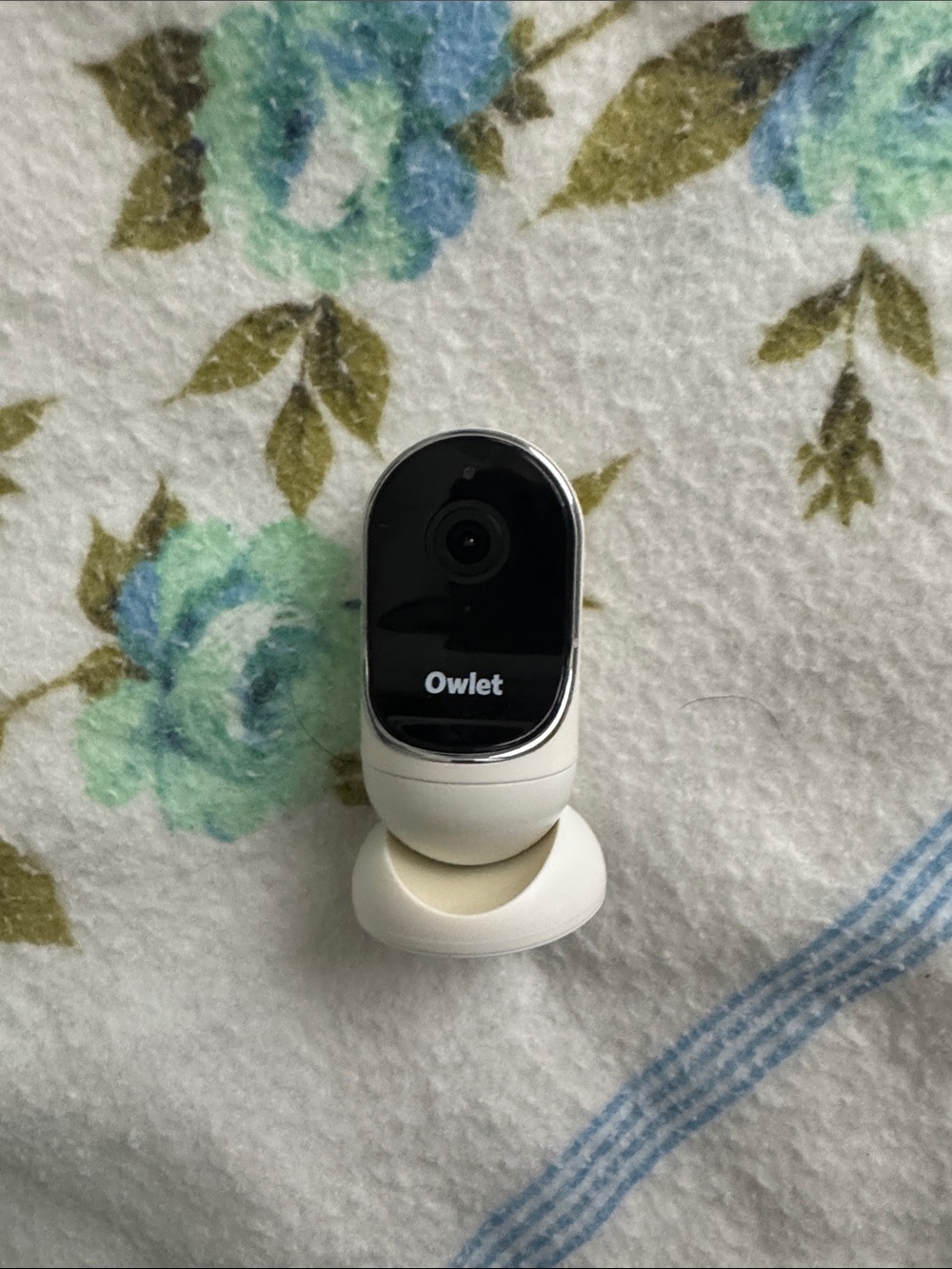 Owlet White Baby Monitor Camera – Compact Nursery Camera